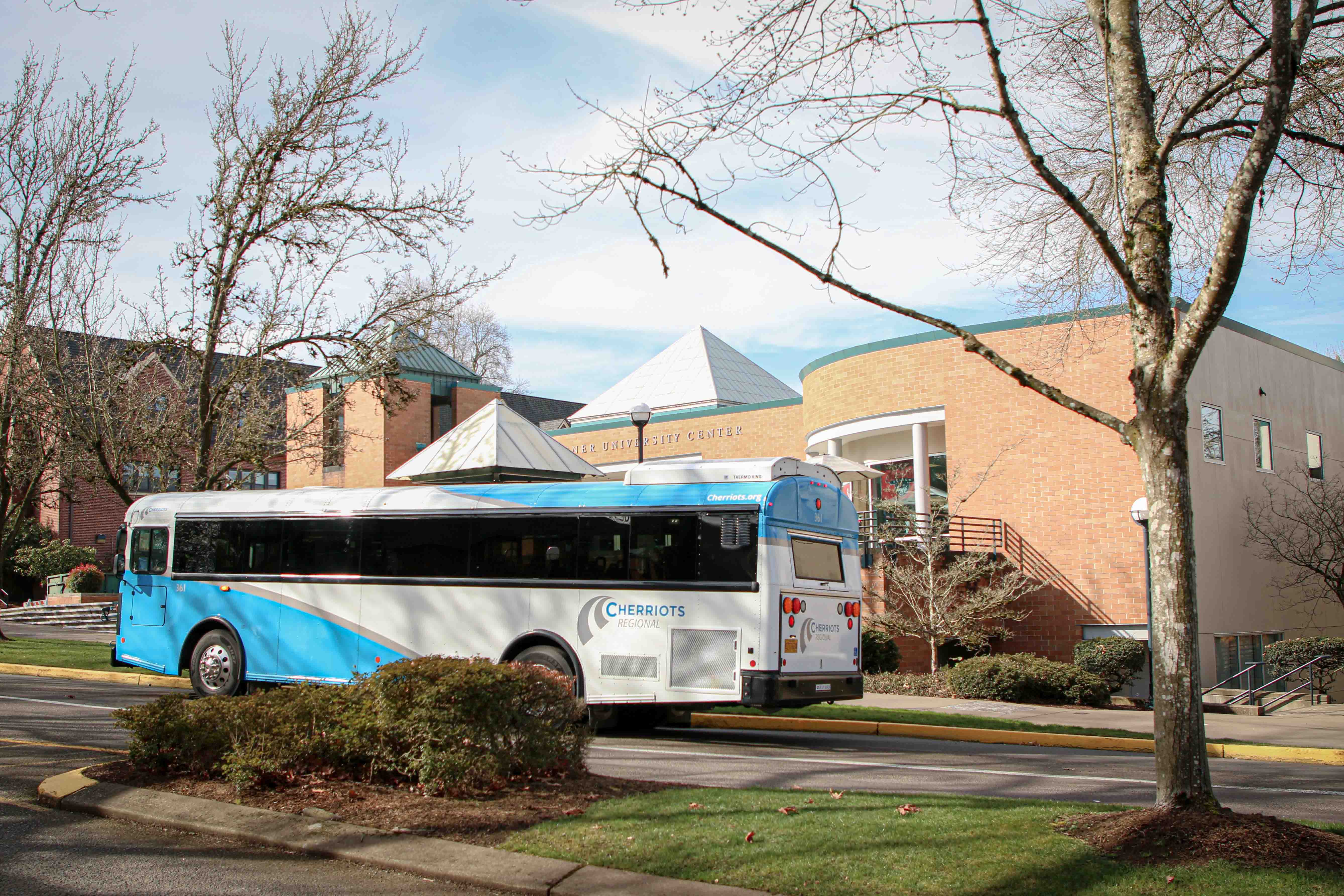 Regional bus at Western Oregon University